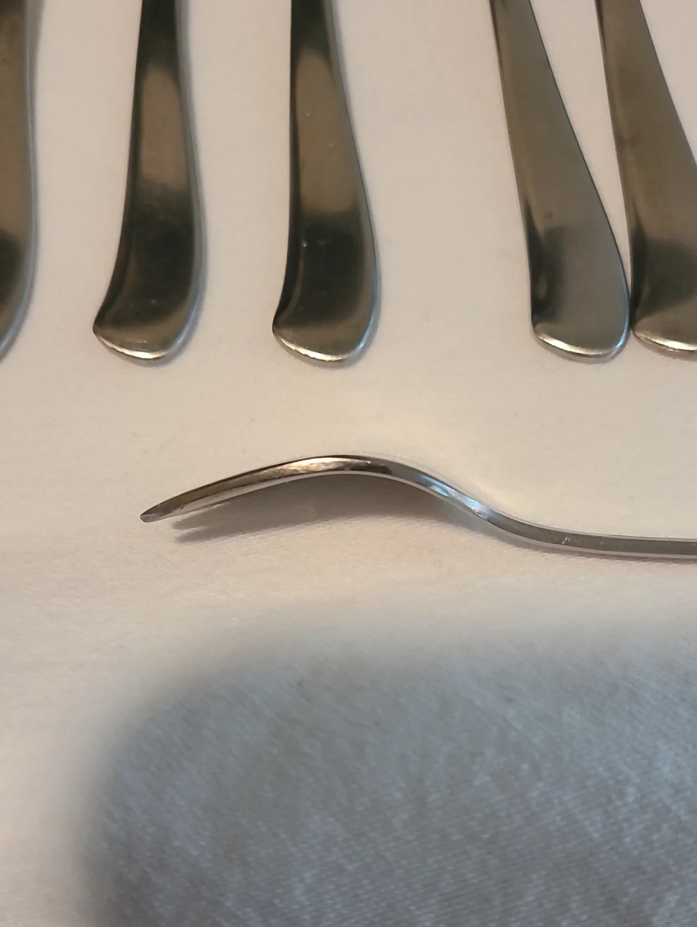 Wallace Stsinless 3 Tine Cocktail Or Seafood Forks, Set Of 8